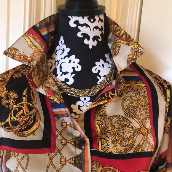 Beautiful blouse - Picture 6 of 7